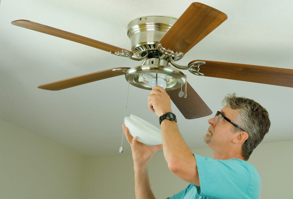 7 Arguments in Favor of Hiring a Professional to Install Your Ceiling Fan