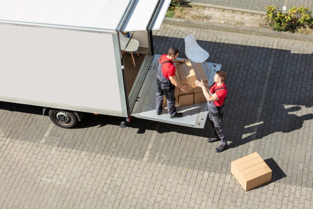 Choosing The Right Movers for Your Project